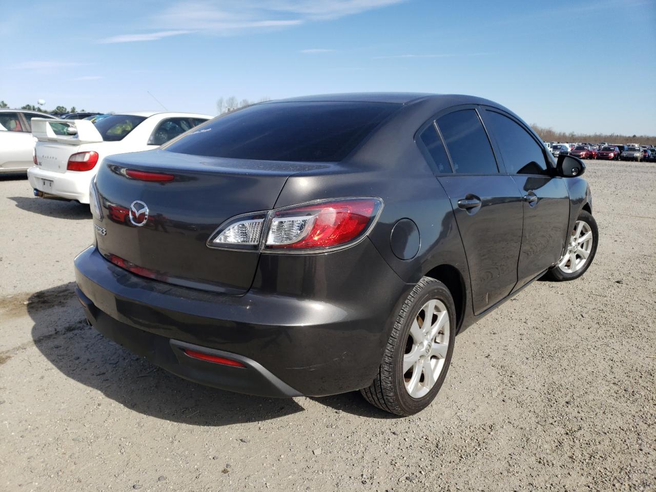 Photo 4 from auction – 2010 MAZDA 3 I with VIN JM1BL1SF5A1233651
