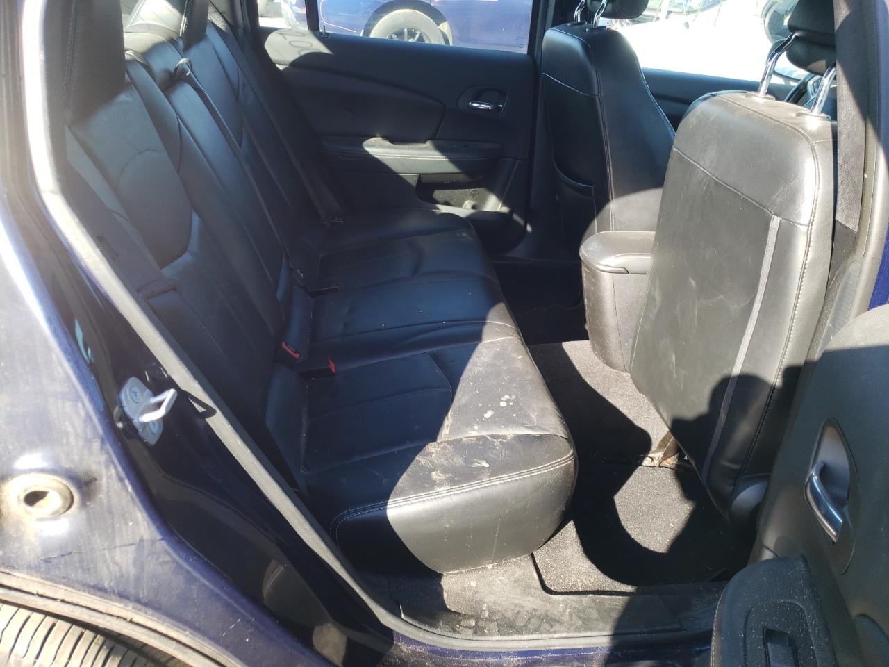 Photo 6 from auction – 2014 CHRYSLER 200 LIMITE with VIN 1C3CCBCGXEN183818