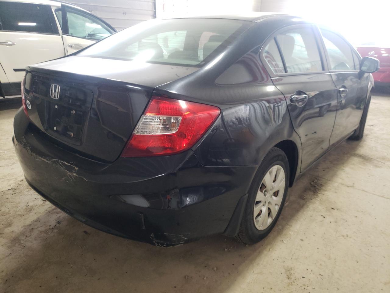 Photo 4 from auction – 2012 HONDA CIVIC LX with VIN 19XFB2F50CE011515