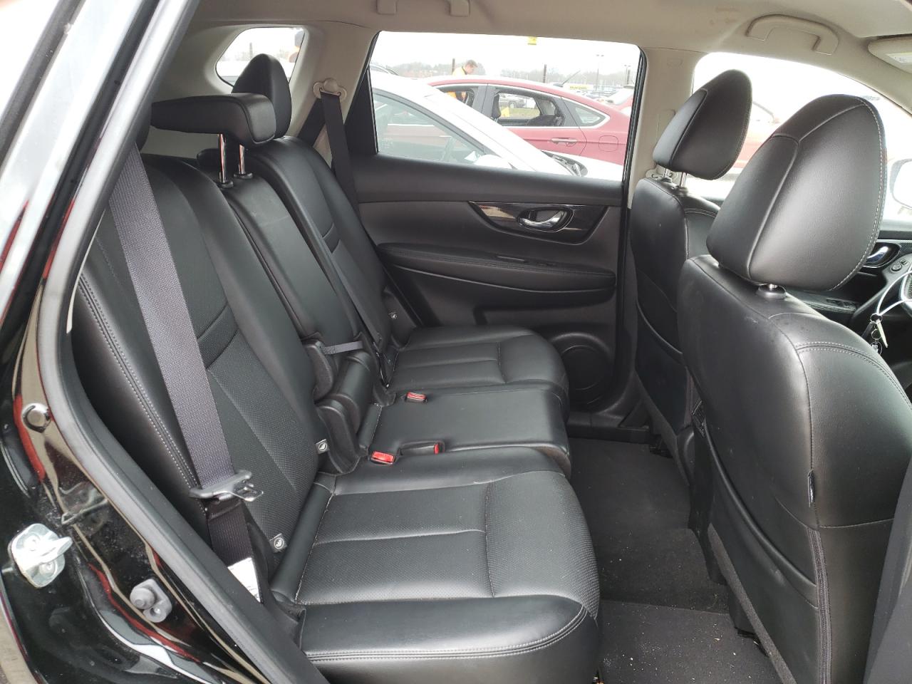 Photo 6 from auction – 2018 NISSAN ROGUE S with VIN JN8AT2MT1JW457544