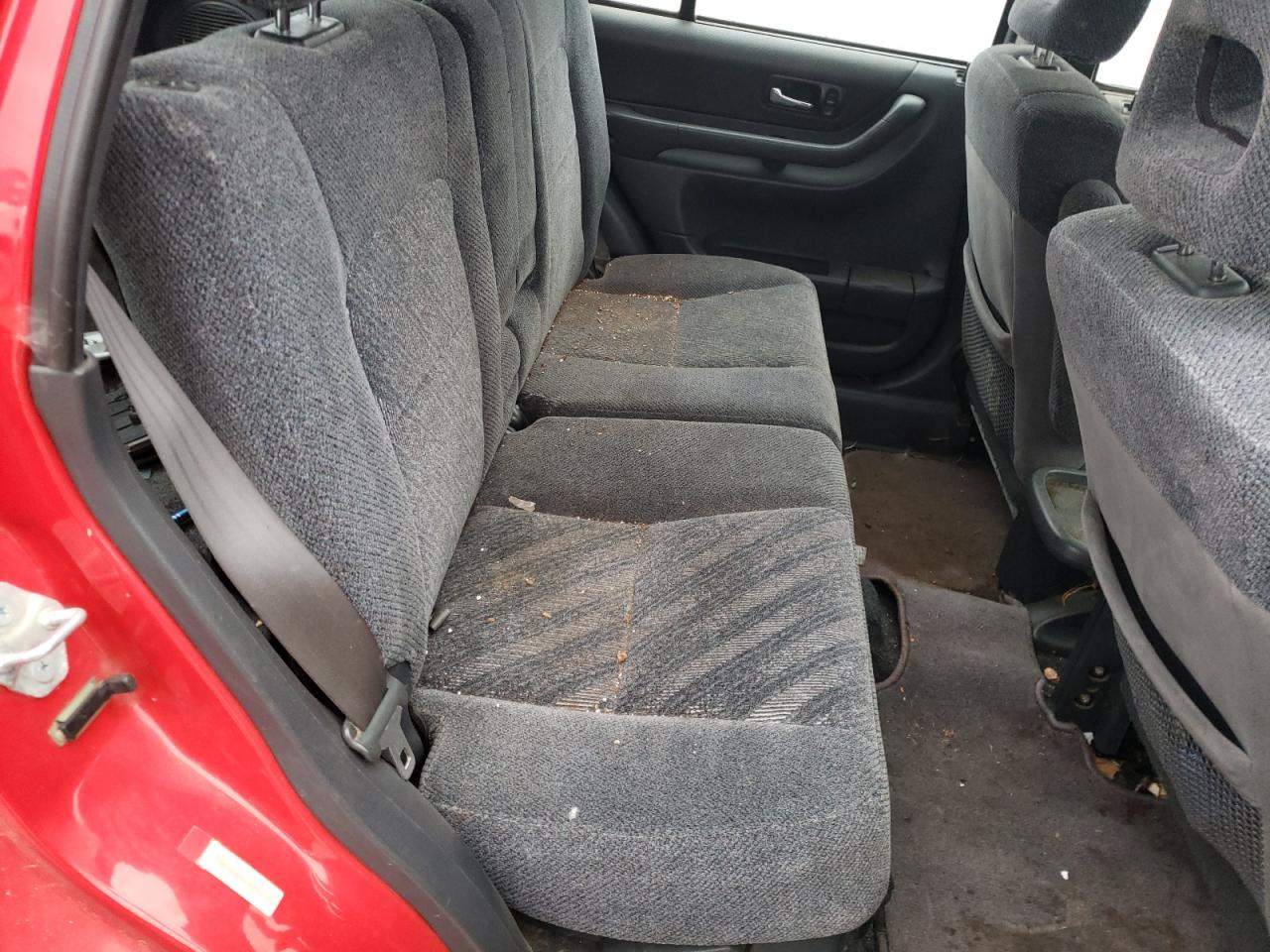 Photo 6 from auction – 2001 HONDA CR-V EX with VIN JHLRD18661C014207