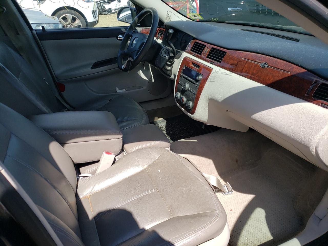 Photo 5 from auction – 2008 CHEVROLET IMPALA LS with VIN 2G1WB58N381238774