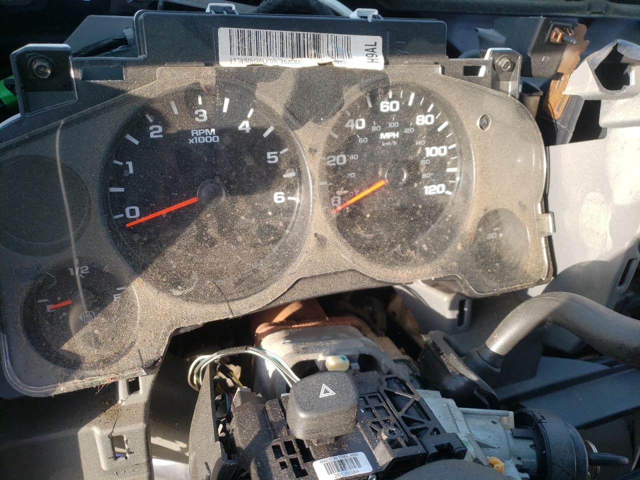 Photo 8 from auction – 2009 CHEVROLET SILVERADO with VIN 1GCEC19C19Z264482