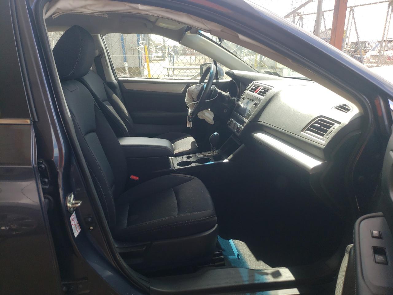Photo 5 from auction – 2017 SUBARU LEGACY 2.5 with VIN 4S3BNAC61H3063229