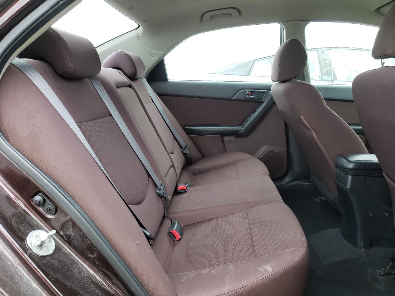Photo 6 from auction – 2011 KIA FORTE EX with VIN KNAFU4A27B5408147