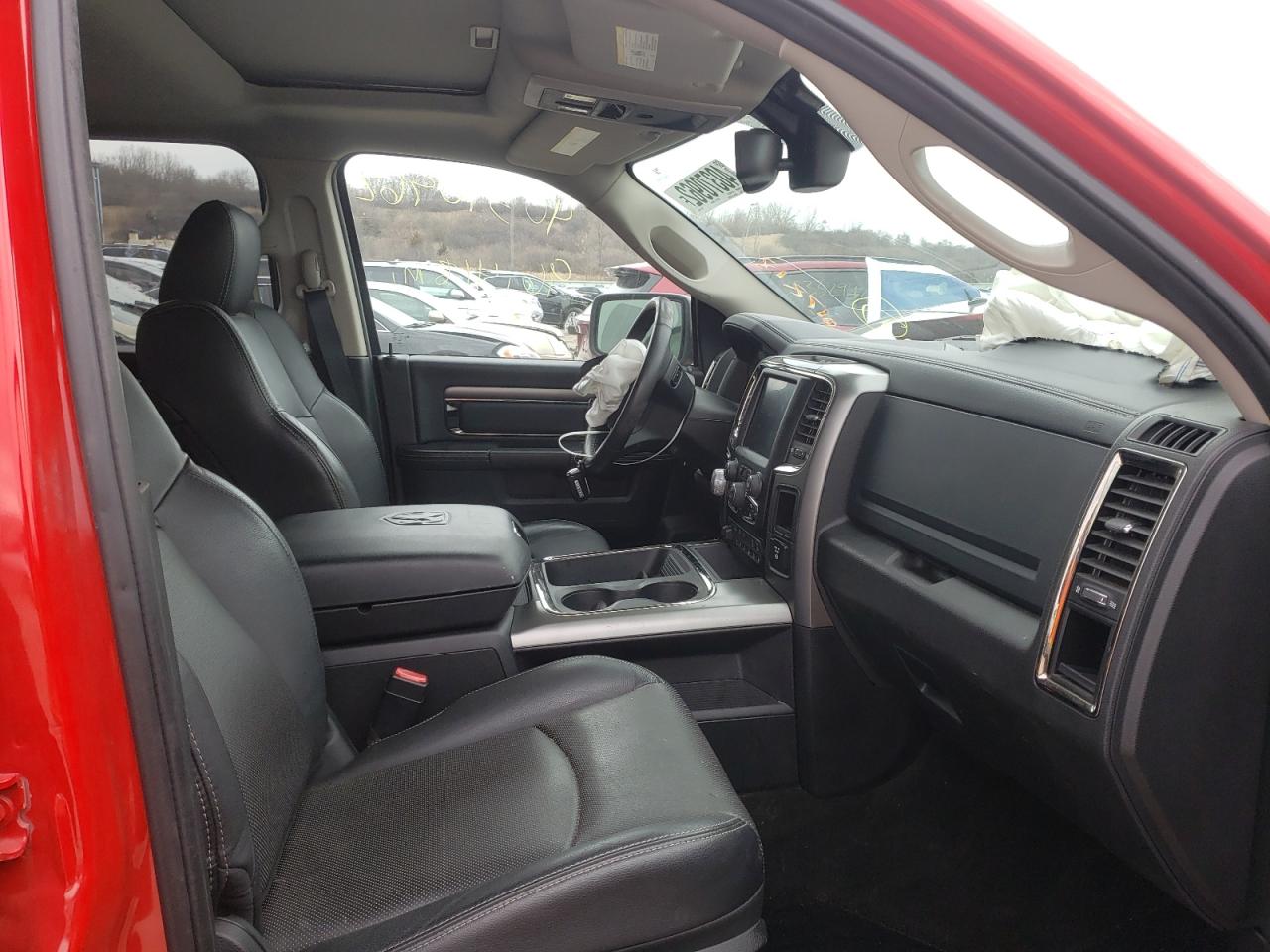 Photo 5 from auction – 2016 RAM 1500 SPORT with VIN 1C6RR7MT3GS418763