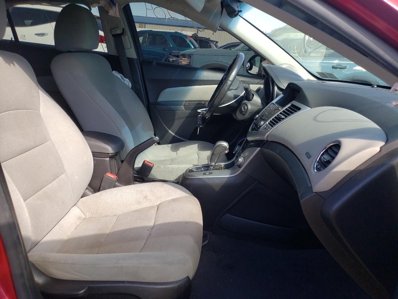 Photo 5 from auction – 2012 CHEVROLET CRUZE LT with VIN 1G1PF5SC1C7240874