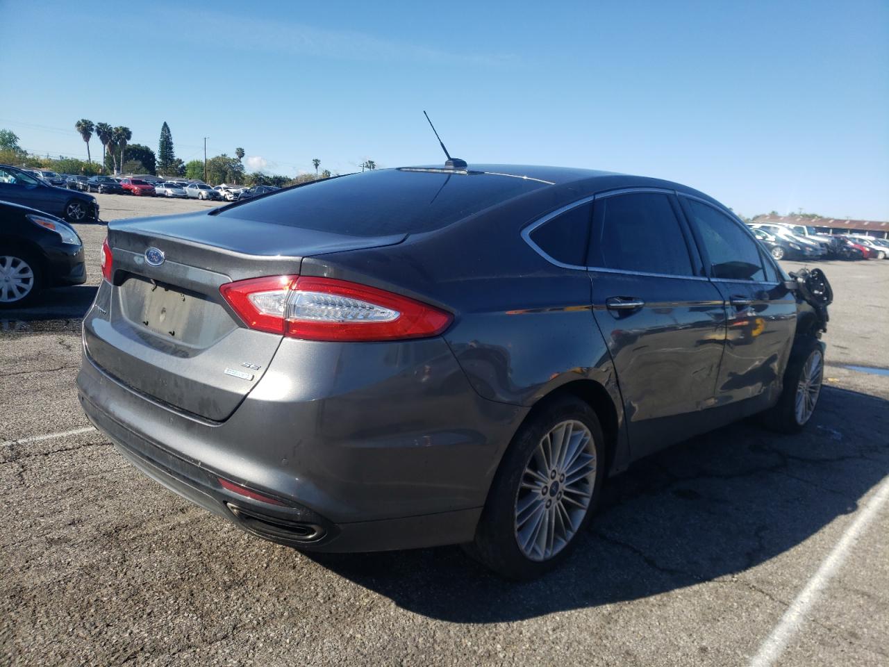 Photo 4 from auction – 2015 FORD FUSION SE with VIN 3FA6P0H91FR206726