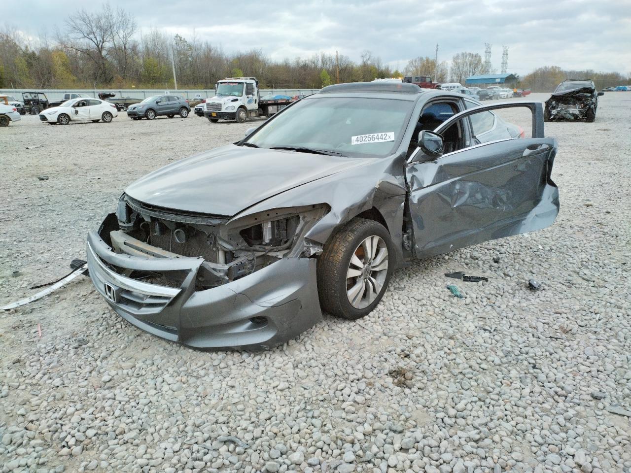 Photo 2 from auction – 2011 HONDA ACCORD EXL with VIN 1HGCS1B83BA005854