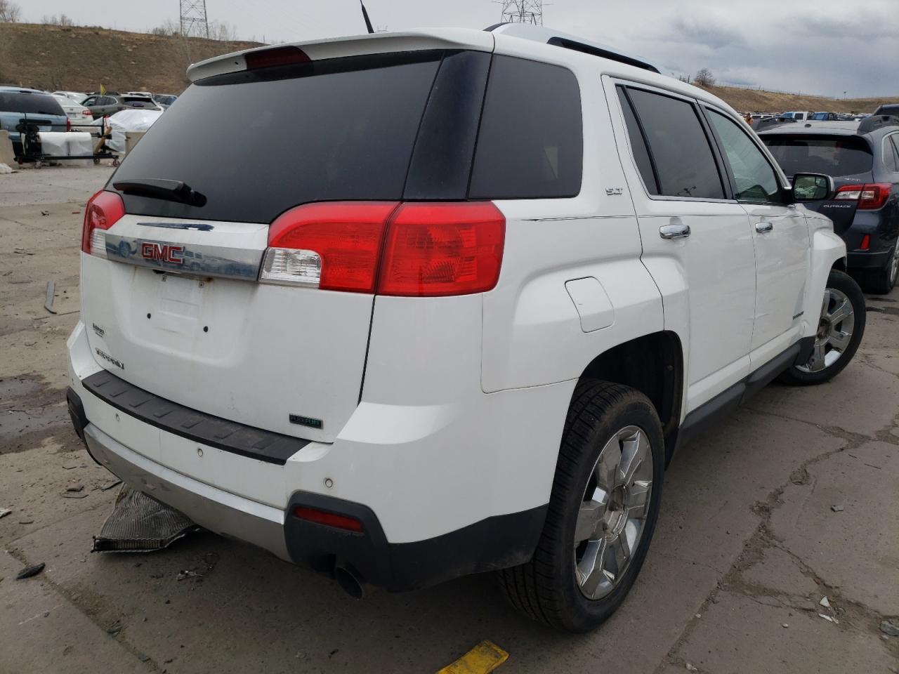 Photo 4 from auction – 2012 GMC TERRAIN SL with VIN 2GKFLWE52C6156369