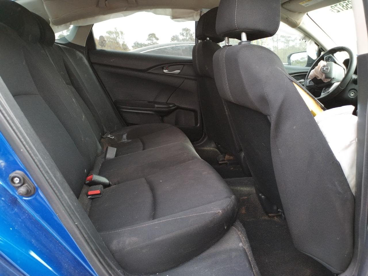 Photo 6 from auction – 2018 HONDA CIVIC LX with VIN 2HGFC2F51JH577330
