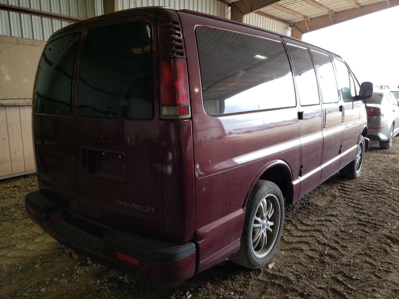 Photo 4 from auction – 2001 CHEVROLET EXPRESS G1 with VIN 1GNFG65R511200889