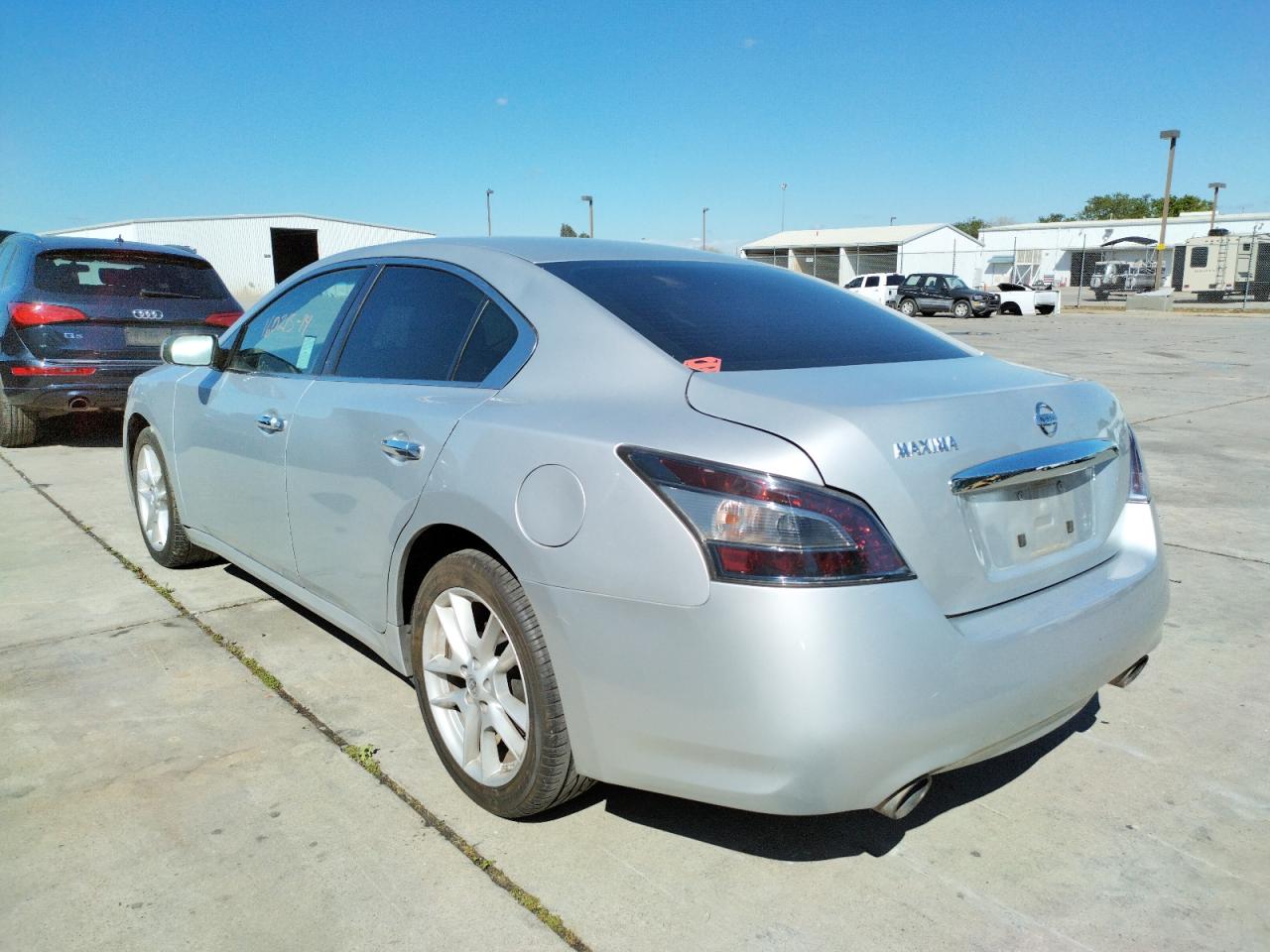 Photo 3 from auction – 2014 NISSAN MAXIMA S with VIN 1N4AA5AP5EC455917
