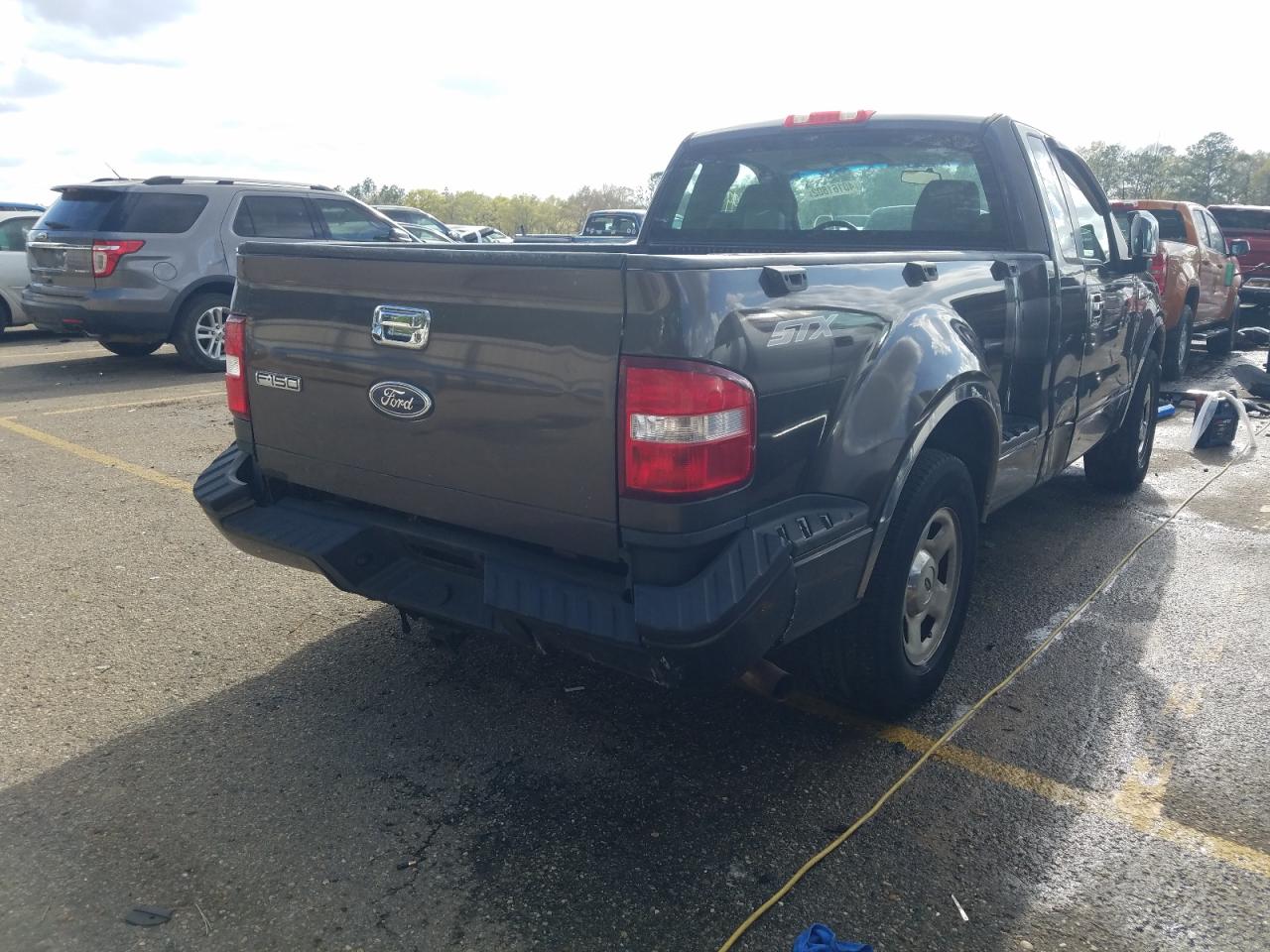 Photo 4 from auction – 2005 FORD F150 with VIN 1FTRF02W35KD20495