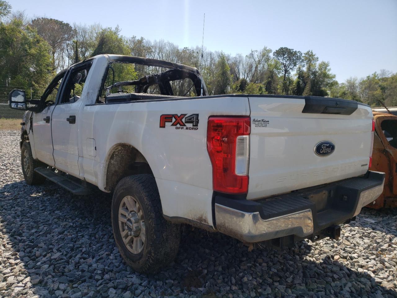 Photo 3 from auction – 2017 FORD F250 SUPER with VIN 1FT7W2B68HEF29978
