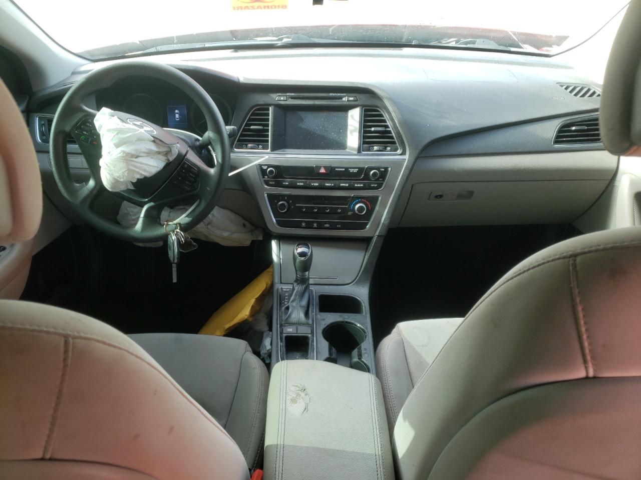 Photo 9 from auction – 2016 HYUNDAI SONATA SE with VIN 5NPE24AFXGH403412