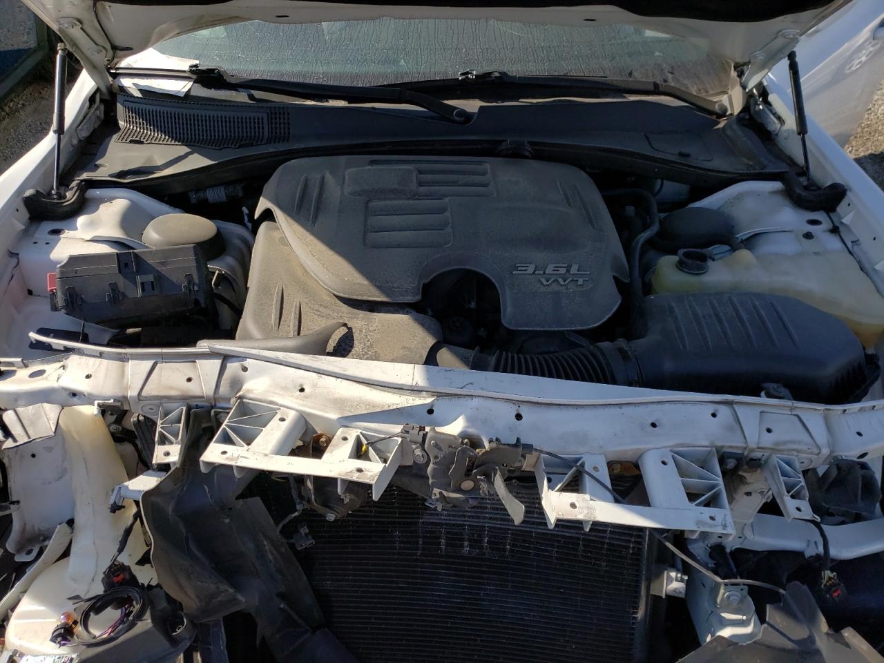 Photo 7 from auction – 2017 CHRYSLER 300 S with VIN 2C3CCABG1HH646972