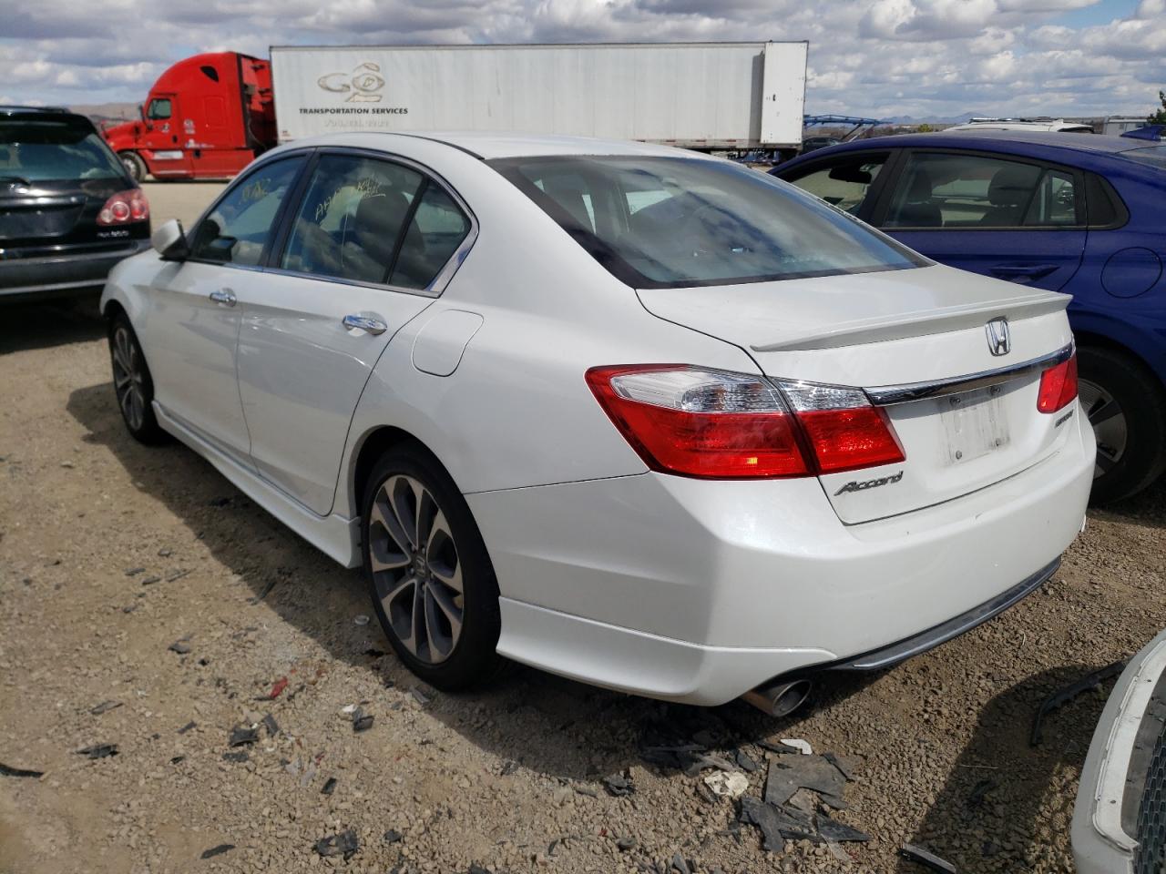 Photo 3 from auction – 2015 HONDA ACCORD SPO with VIN 1HGCR2F57FA065160