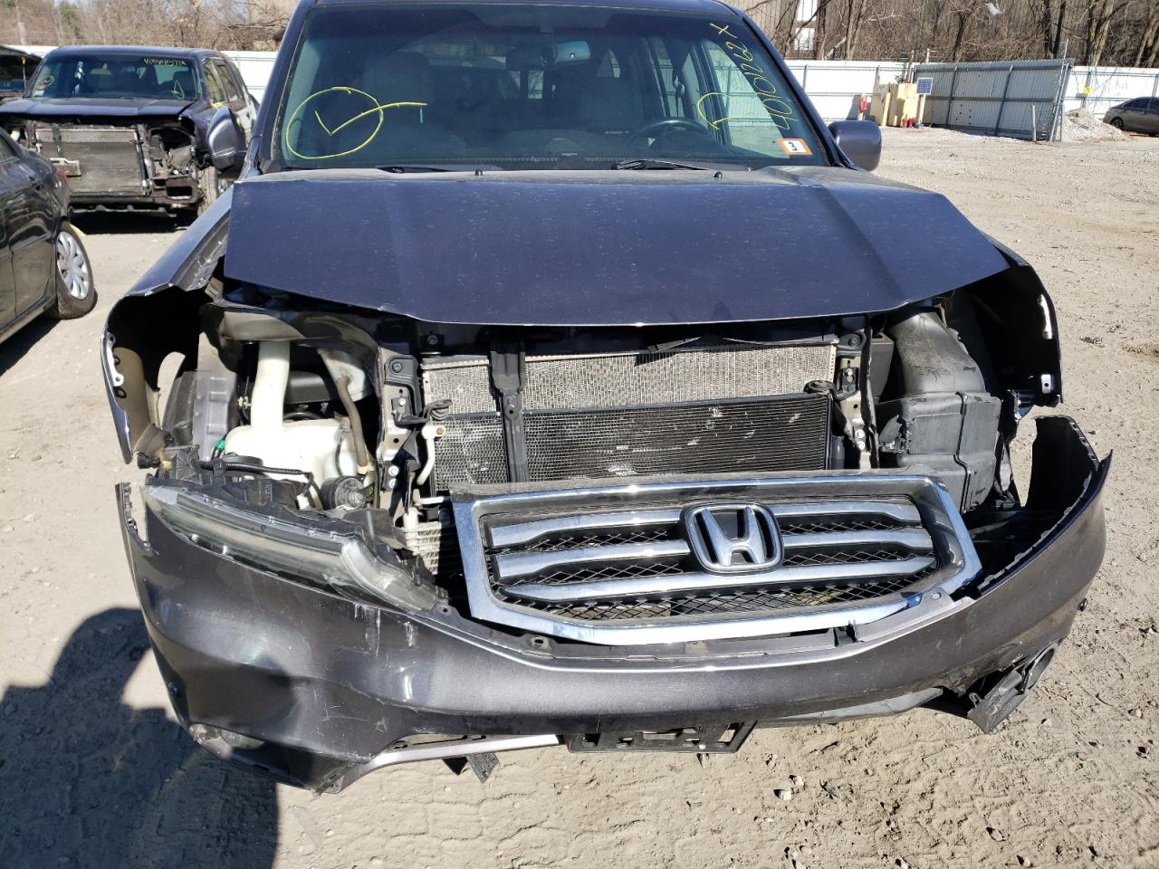 Photo 9 from auction – 2015 HONDA PILOT TOUR with VIN 5FNYF4H92FB037329