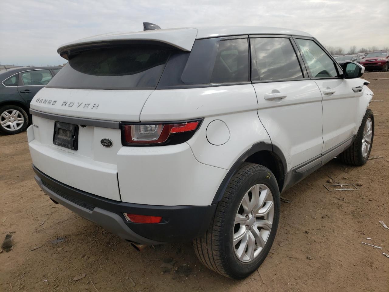 Photo 4 from auction – 2017 LAND ROVER RANGE ROVE with VIN SALVP2BG2HH183642