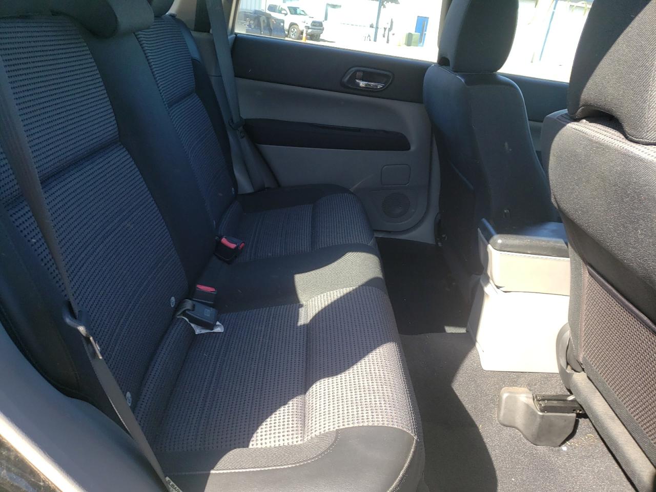 Photo 6 from auction – 2005 SUBARU FORESTER 2 with VIN JF1SG69625G732455