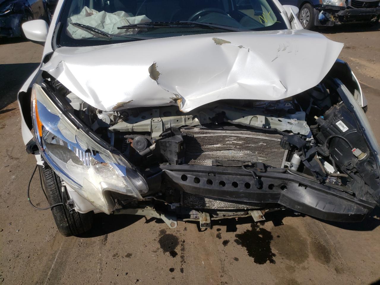 Photo 9 from auction – 2015 NISSAN VERSA NOTE with VIN 3N1CE2CP2FL354748