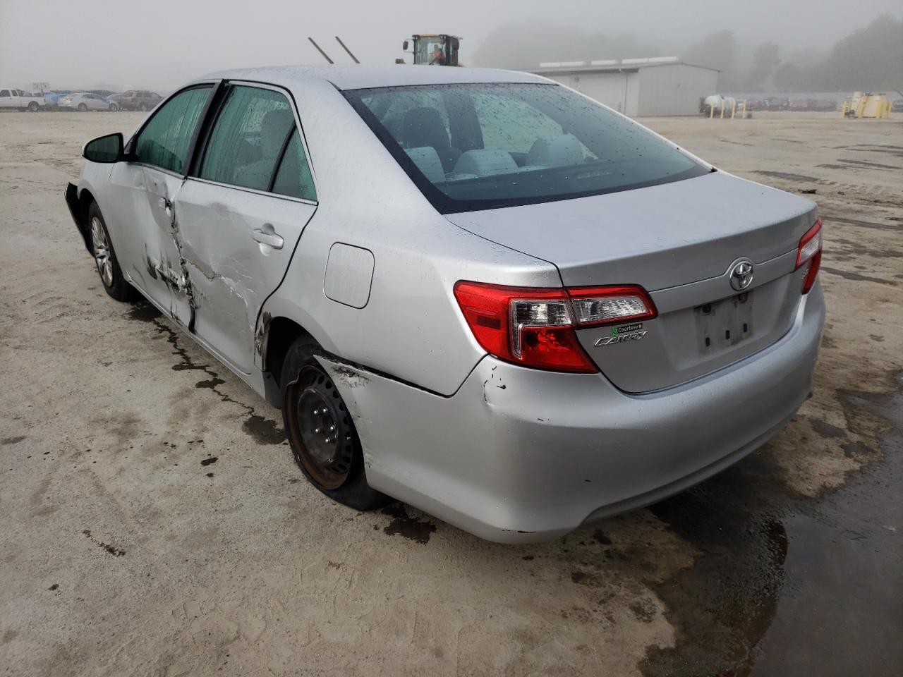 Photo 3 from auction – 2012 TOYOTA CAMRY BASE with VIN 4T1BF1FK1CU019042