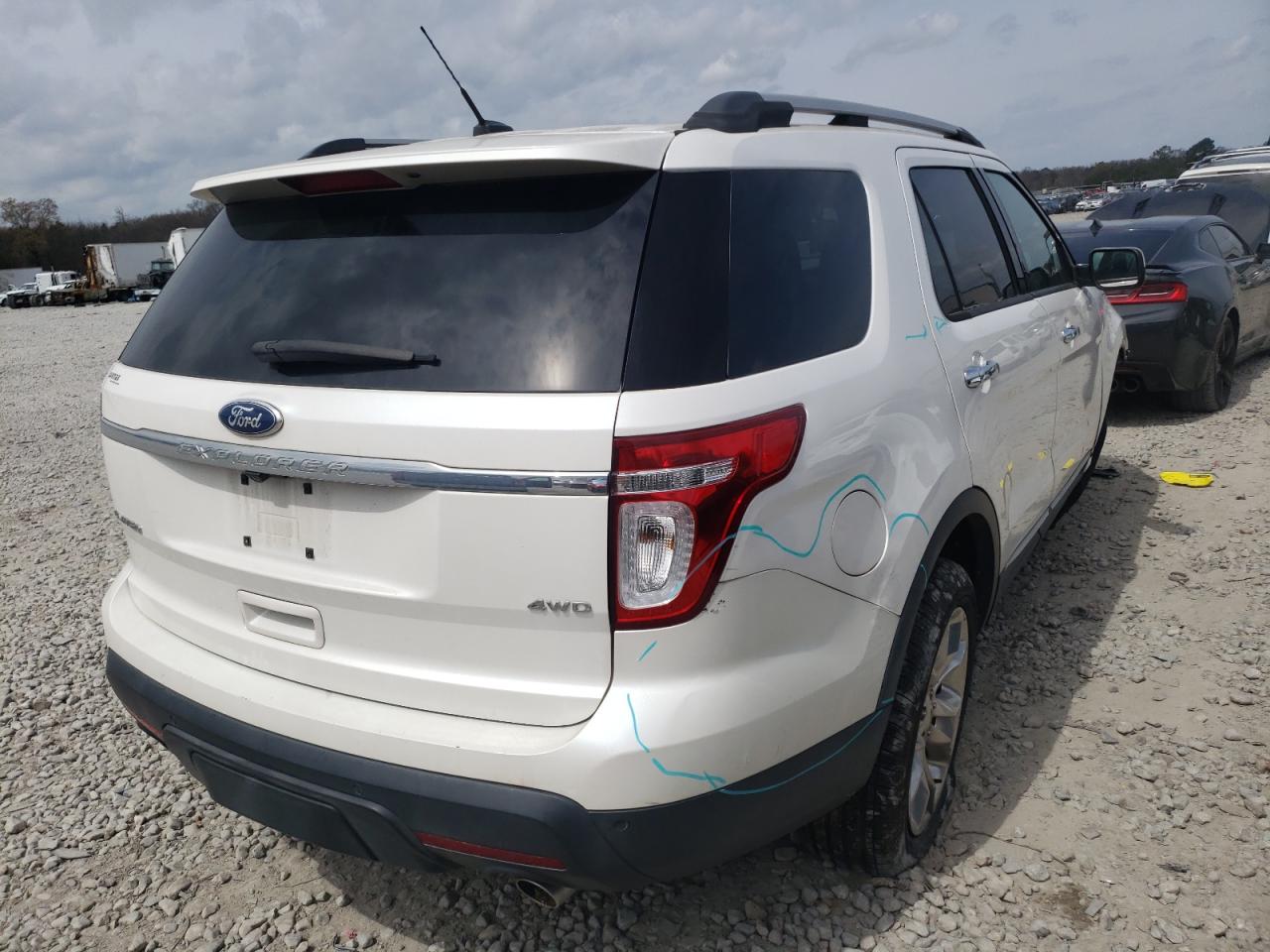 Photo 4 from auction – 2012 FORD EXPLORER L with VIN 1FMHK8F88CGA65405