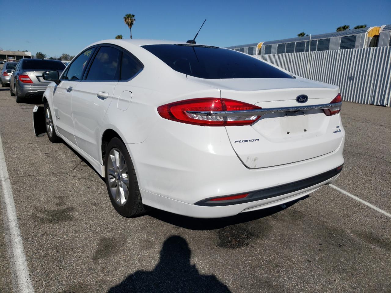 Photo 3 from auction – 2017 FORD FUSION SE with VIN 3FA6P0LU7HR355043