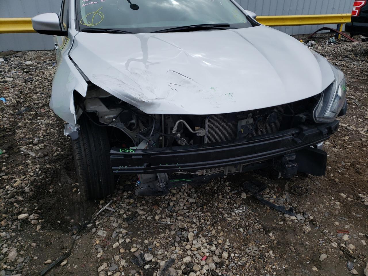 Photo 9 from auction – 2018 NISSAN SENTRA S with VIN 3N1AB7AP2JY257285