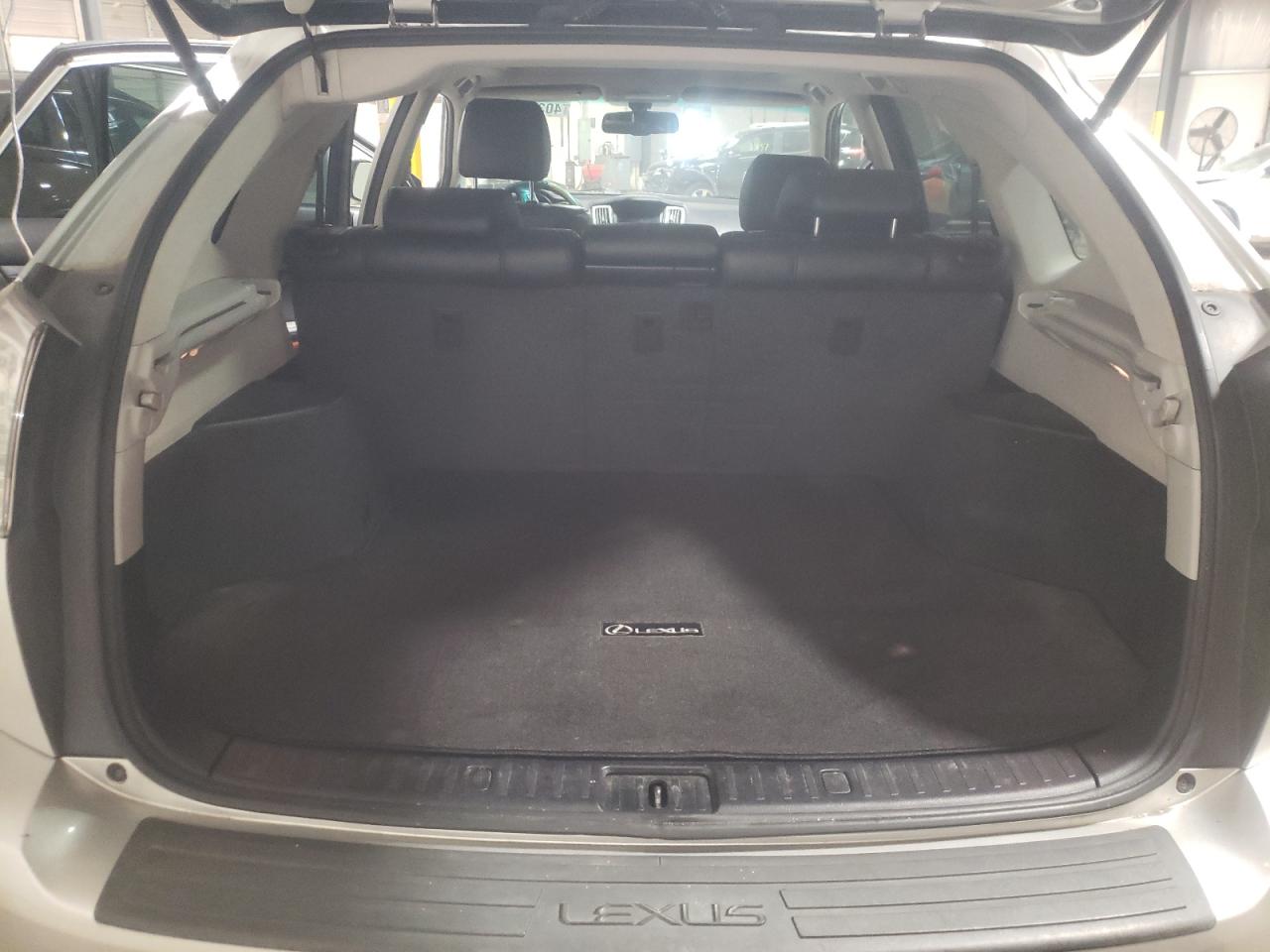 Photo 9 from auction – 2008 LEXUS RX 350 with VIN 2T2HK31U78C088980
