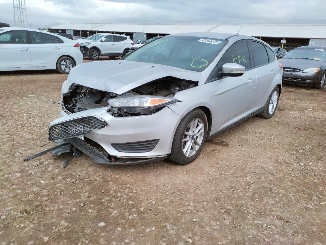 Photo 2 from auction – 2016 FORD FOCUS SE with VIN 1FADP3K26GL338126