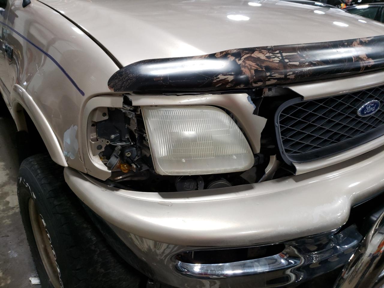 Photo 9 from auction – 1997 FORD F150 with VIN 2FTEX18L4VCA34917