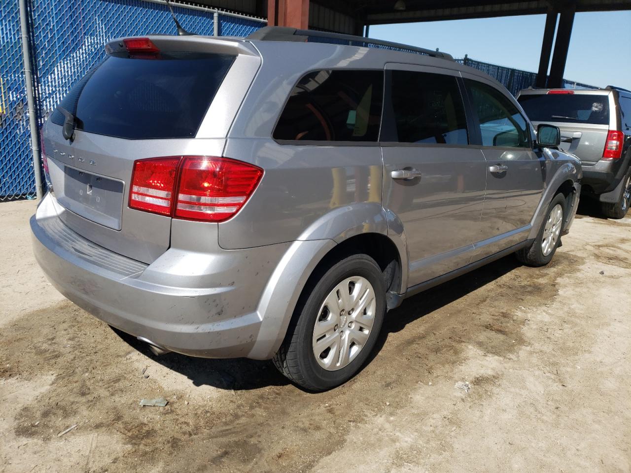 Photo 4 from auction – 2016 DODGE JOURNEY SE with VIN 3C4PDCABXGT139439