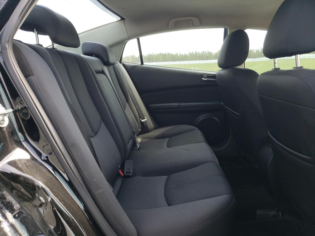 Photo 6 from auction – 2011 MAZDA 6 I with VIN 1YVHZ8CH0B5M13299