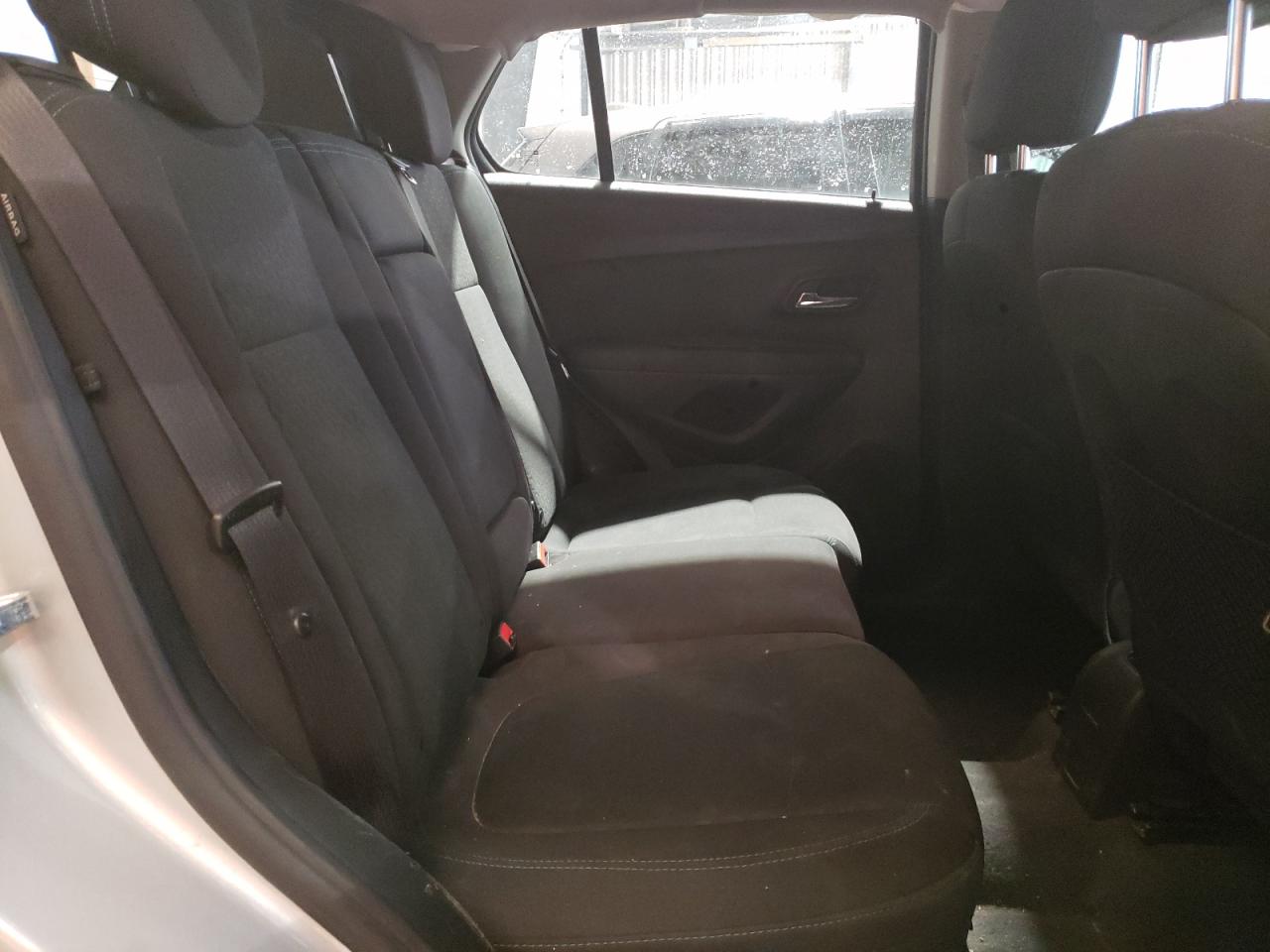 Photo 6 from auction – 2016 CHEVROLET TRAX LS with VIN 3GNCJNSB0GL222953
