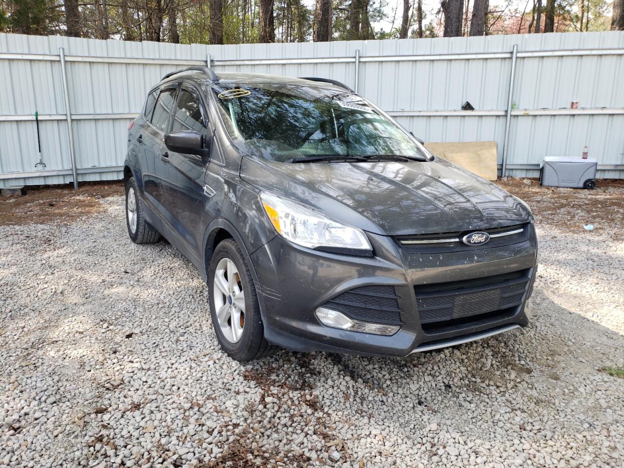 Photo 1 from auction – 2016 FORD ESCAPE SE with VIN 1FMCU9GX5GUB05219