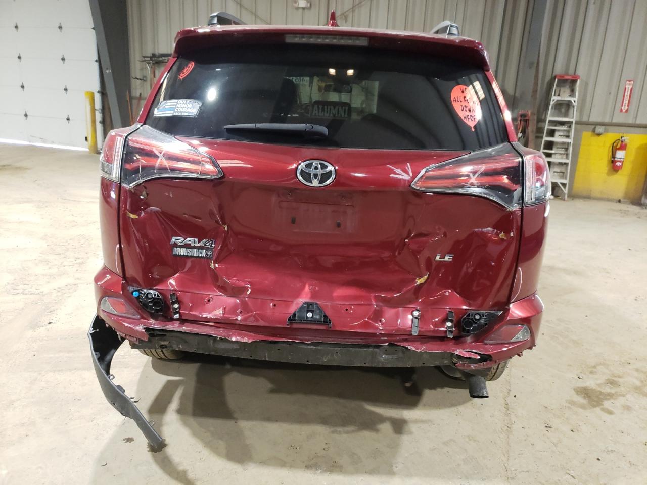 Photo 9 from auction – 2018 TOYOTA RAV4 LE with VIN 2T3ZFREVXJW521965