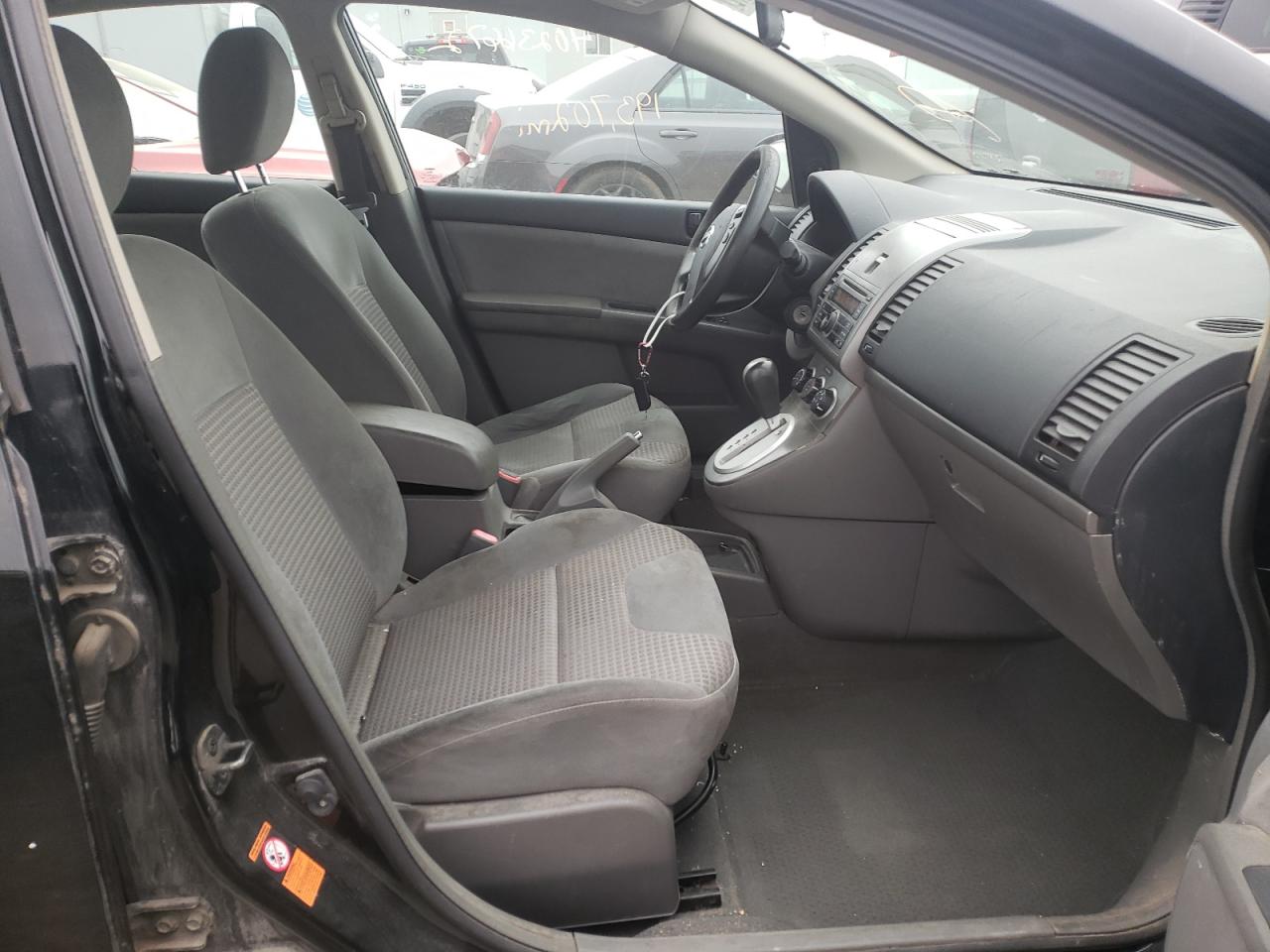 Photo 5 from auction – 2008 NISSAN SENTRA with VIN 3N1AB61E08L670483