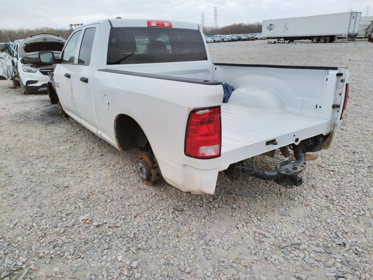 Фото 3 с аукциона – 2016 RAM 1500 ST с VIN 1C6RR6FG8GS128089
