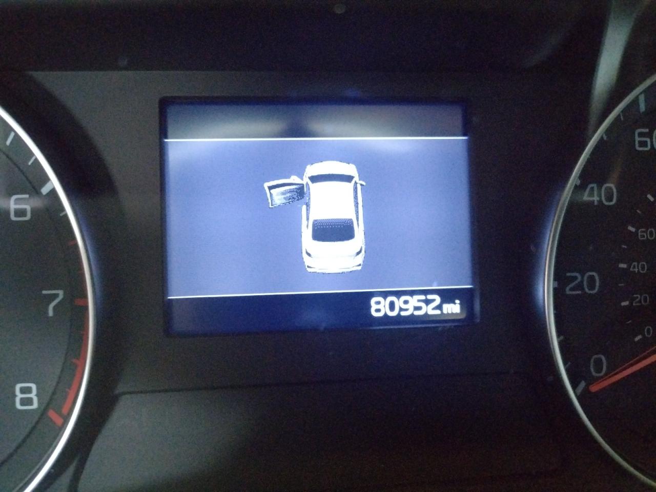 Photo 8 from auction – 2019 KIA FORTE FE with VIN 3KPF24AD0KE105502