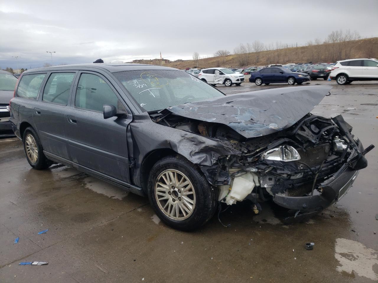 VOLVO V70 2005 with VIN YV1SW612151499767 - Photo from auction