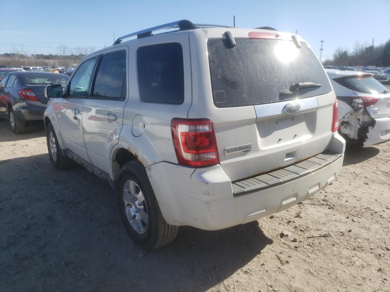 Photo 3 from auction – 2012 FORD ESCAPE LIM with VIN 1FMCU9E79CKC22102