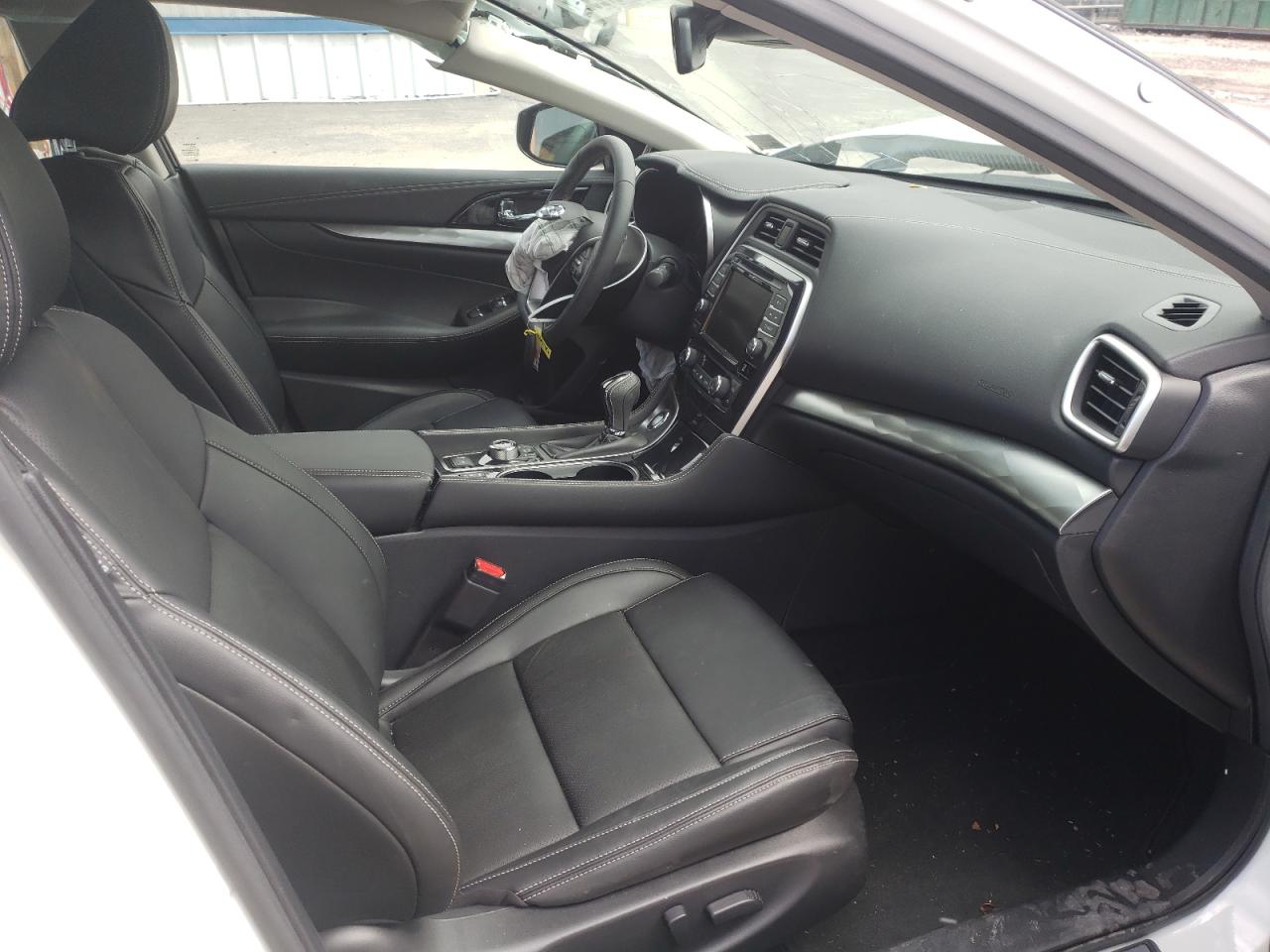 Photo 5 from auction – 2021 NISSAN MAXIMA SV with VIN 1N4AA6CV3MC515371