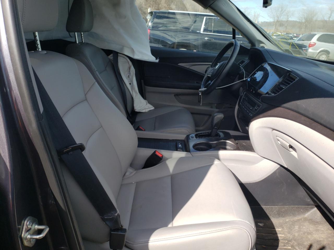Photo 5 from auction – 2020 HONDA PILOT EXL with VIN 5FNYF6H58LB012150