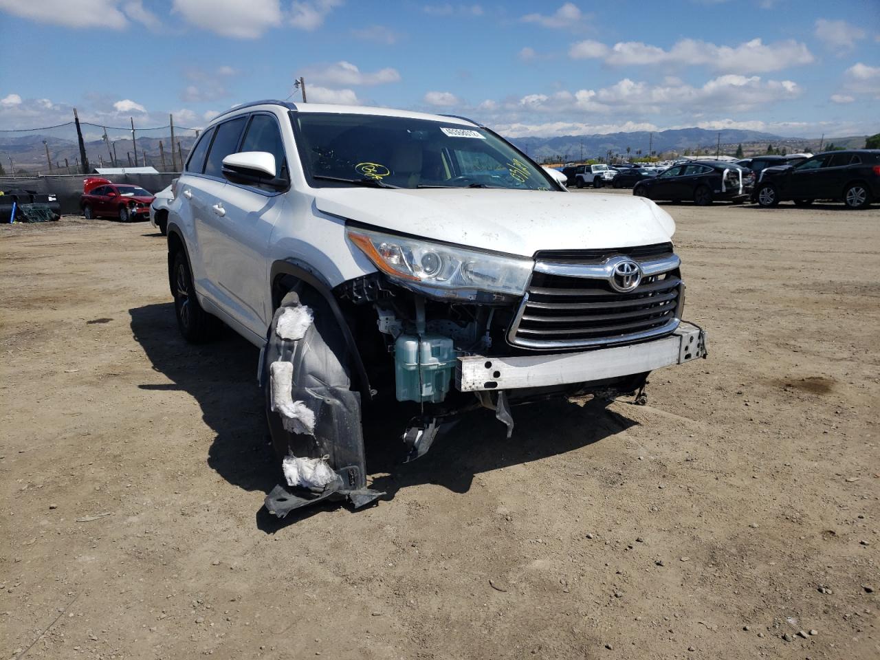 TOYOTA HIGHLANDER 2016 with VIN 5TDKKRFH7GS167211 - Photo from auction