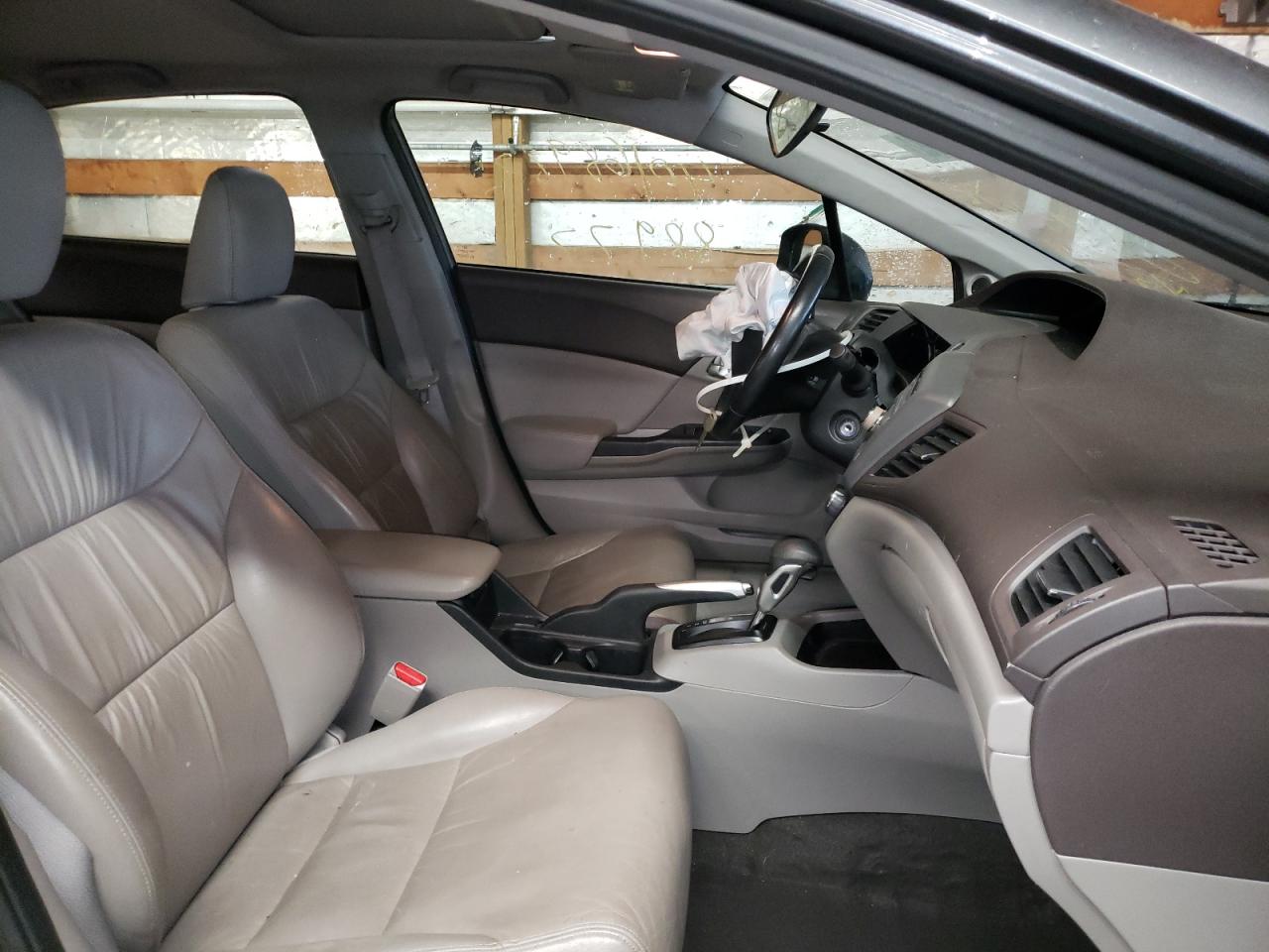 Photo 5 from auction – 2012 HONDA CIVIC EXL with VIN 19XFB2F98CE019445