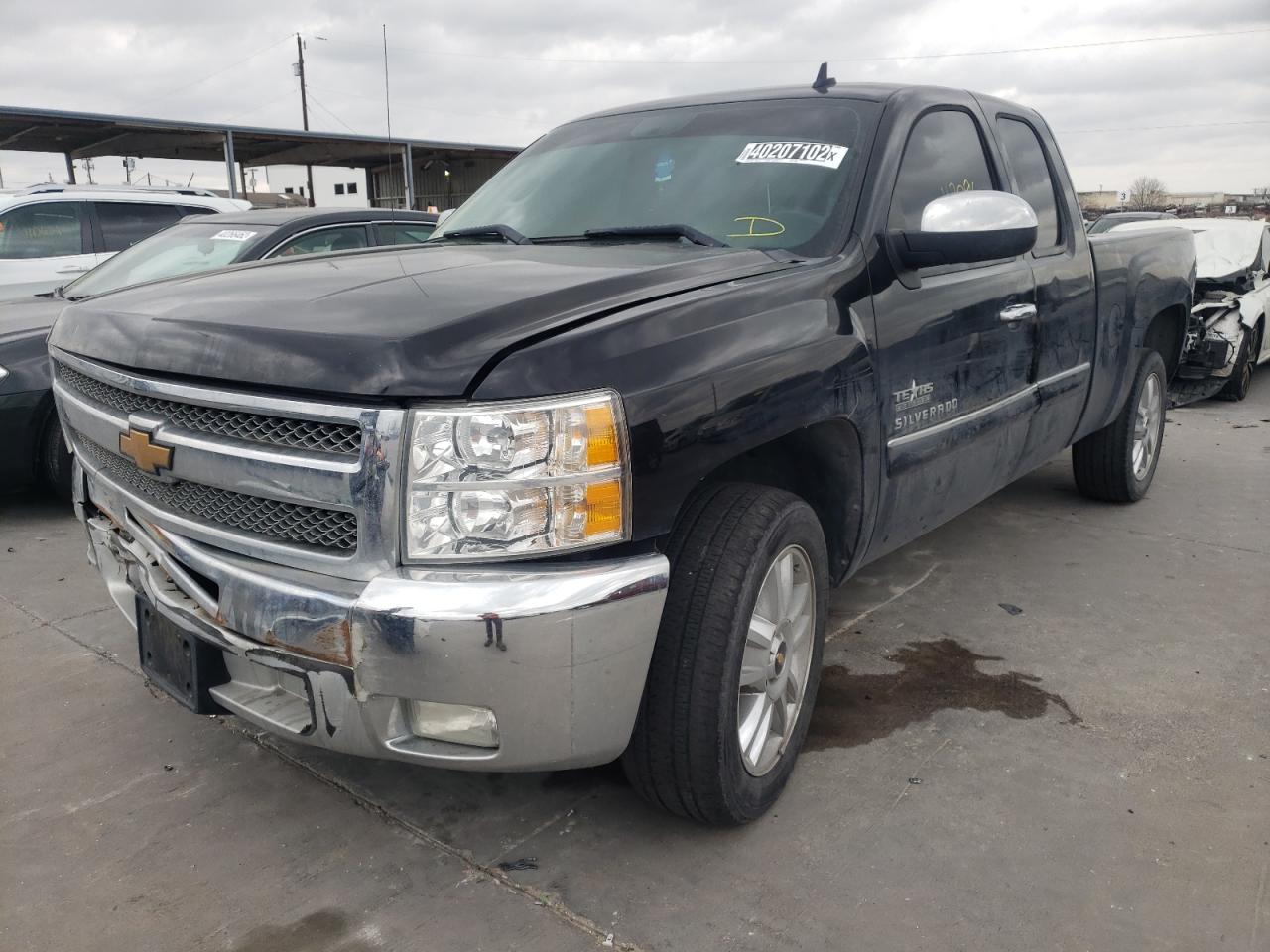Photo 2 from auction – 2013 CHEVROLET SILVERADO with VIN 1GCRCSE03DZ157896