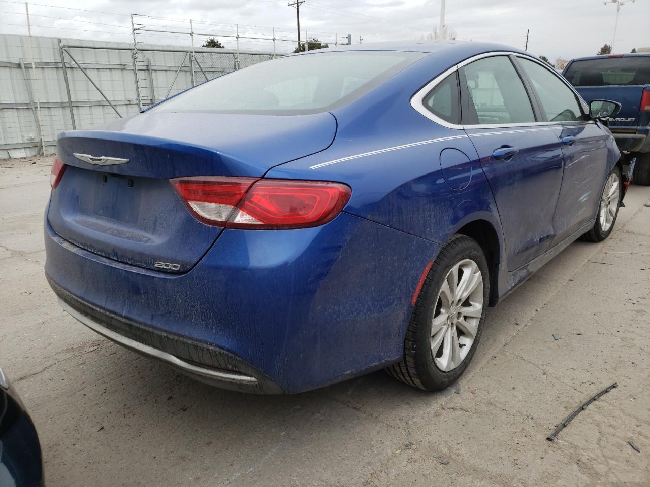 Photo 4 from auction – 2015 CHRYSLER 200 LIMITE with VIN 1C3CCCABXFN643980