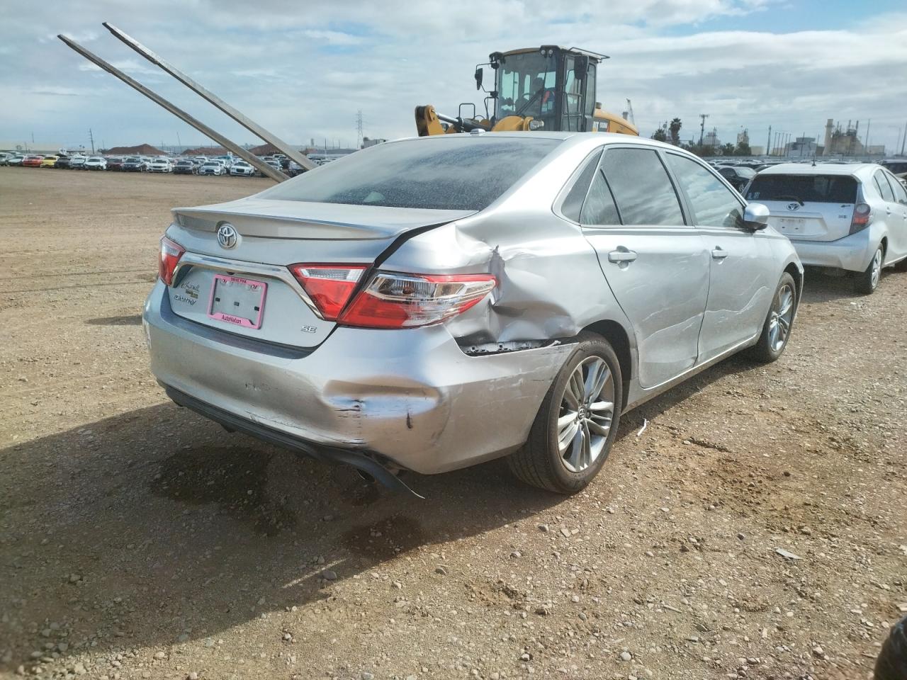 Photo 4 from auction – 2015 TOYOTA CAMRY LE with VIN 4T1BF1FK8FU066024